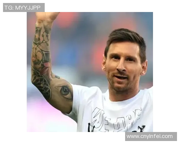 足球明星与外国女孩的浪漫故事揭示了爱情与梦想的交织与碰撞 足球明星与外国女孩的浪漫故事揭示了爱情与梦想的交织与碰撞