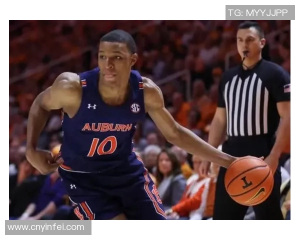 小贾巴里史密斯:新星崛起,篮球界的未来之光与挑战 小贾巴里史密斯:新星崛起,篮球界的未来之光与挑战