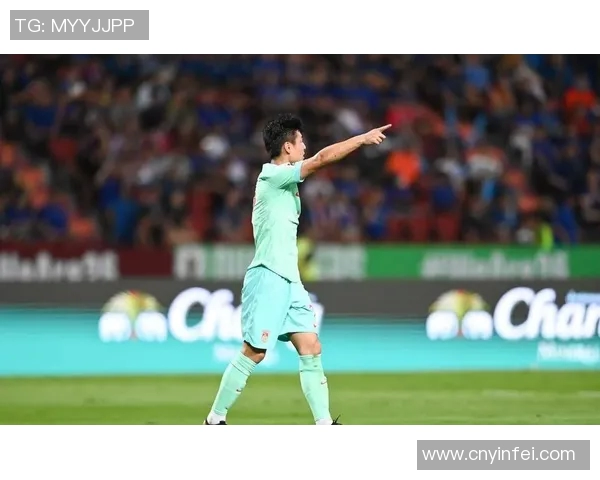 武磊足球场上的独特庆祝动作揭秘与背后的故事分享