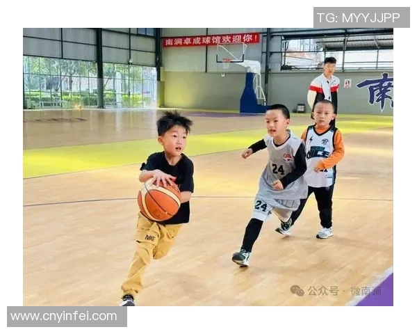 五岁篮球明星的成长之路与梦想启航的精彩瞬间